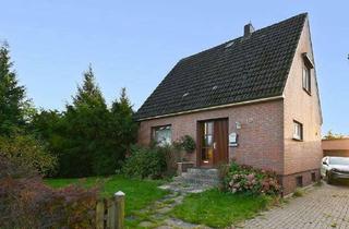 Haus kaufen in 25436 Tornesch, Tornesch: Handwerkerhaus auf großem Grundstück!