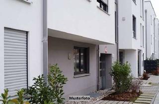Haus kaufen in Sindlinger Straße, 71131 Jettingen, Einfamilien-Reihenendhaus mit Carport - provisionsfrei