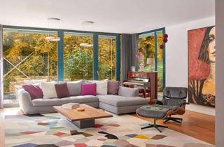 Villa kaufen in 82340 Feldafing, Unverbaubare, naturnahe Lage in Seenähe: Großzügige Familienvilla mit Indoor-Pool