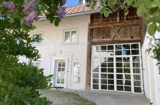Bauernhaus kaufen in 87647 Unterthingau, Seltene Gelegenheit - stilvoll saniertes Bauernhaus mitten im Ostallgäu