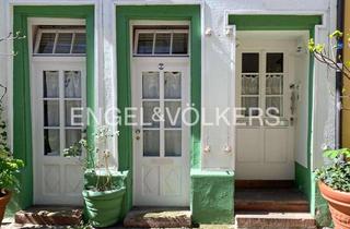 Haus kaufen in 69117 Altstadt, Exquisites historisches Juwel im Herzen Heidelbergs