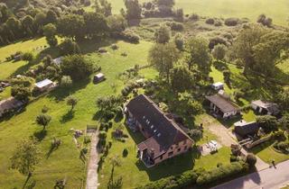 Haus kaufen in 23992 Glasin, Stilvolles Landhaus mit Ausbaureserven und 3 Baugrundstücken zu verkaufen!