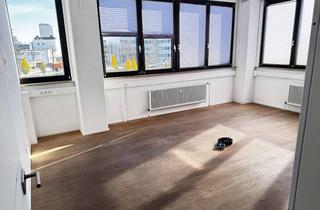 Büro zu mieten in 85540 Haar, Helle und moderne Büro-/Praxis-/Schulungsräume im 1. OG