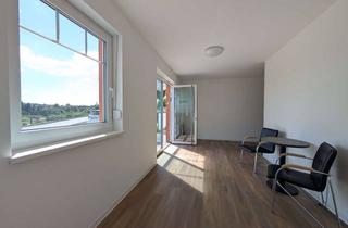 Büro zu mieten in 08459 Neukirchen, Moderne Praxis/Büros mit Umkleiden & barrierearmen Zugängen