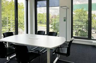 Büro zu mieten in Kapstadtring, 22297 Winterhude, Privater Büroraum für 4 Person in Regus City Nord