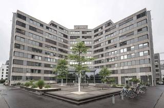 Büro zu mieten in Hahnstraße 70, 60528 Niederrad, Privater Büroraum für 2 Person in Regus Lyoner Stern