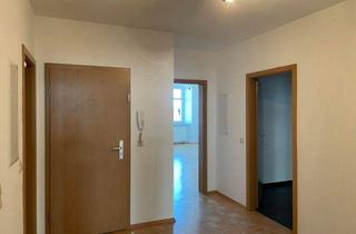 Wohnung mieten in 95028 Hof, Stilvoll sanierte Wohnung im Herzen der Hofer Altstadt - 2. OG mit Aufzug - ca. 127 m² Wohnfläche