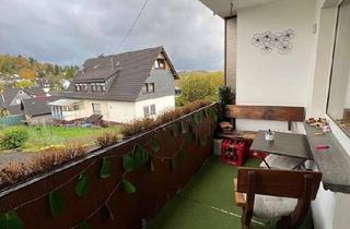 Wohnung kaufen in 51643 Gummersbach, Gepflegte 3- Zimmerwohnung mit Garage und windgeschützter Süd-Loggia WE 1