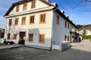 Wohnung kaufen in 83620 Feldkirchen-Westerham, ET-Whg in denkmalgeschütztem Haus – Charme vergangener Zeiten, moderne Wohnqualität