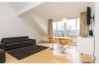 Penthouse kaufen in Moltkestrasse, 20253 Hoheluft-West, Kleines gemütliches Penthouse mit Blick auf das schöne Generalsviertel