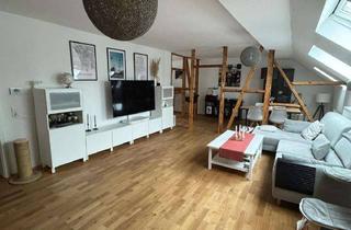 Wohnung mieten in 42105 Elberfeld, Helle 3,5-Zimmer-Dachgeschosswohnung mit Balkon und offener Küche in Elberfeld, Wuppertal