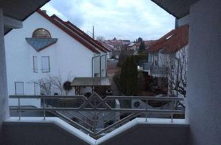 Wohnung mieten in Lilienweg 19, 74199 Untergruppenbach, Schöne zwei Zimmer Dachgeschosswohnung