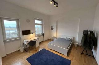 WG-Zimmer mieten in Hanauer Straße 20, 61169 Friedberg, Helles möbliertes Zimmer in WG - Einrichtung Top ! 25 Minuten vom Frankfurter Hauptbahnhof