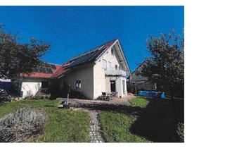 Einfamilienhaus kaufen in 86836 Untermeitingen, Verkauft wird ein großzügiges Einfamilienhaus mit Garage in ruhiger Wohnlage