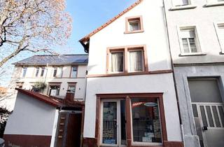 Mehrfamilienhaus kaufen in 67433 Neustadt, Charmantes Mehrfamilienhaus mit Entwicklungspotenzial – Attraktive Innenstadtlage in Neustadt