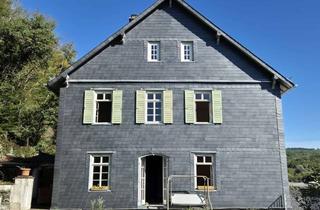 Einfamilienhaus kaufen in 35789 Weilmünster, Representatives Einfamilienhaus mit Charme auf großzügigen Grundstück