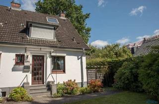 Reihenhaus kaufen in 22455 Niendorf, Gemütliches Endreihenhaus mit viel Potenzial im begehrten Hamburg-Niendorf