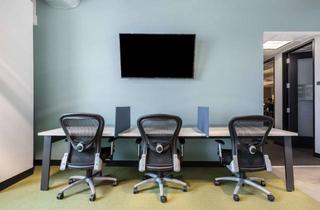 Gewerbeimmobilie mieten in Schmidtstraße 51, 60326 Gallus, Coworking-Bereich in Regus Römerhof
