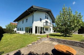 Einfamilienhaus kaufen in 83355 Grabenstätt, Modernes Einfamilienhaus mit Wintergarten, Einliegerwohnung und sonnigem Garten