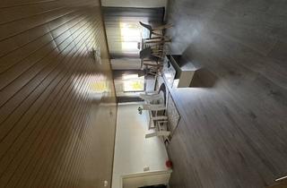 Wohnung mieten in Friedenstraße, 71636 Ludwigsburg, Helle 2-Zimmer-Wohnung mit Balkon und Stellplatz in Ludwigsburg. Geeignet für Paare oder Einzelperson