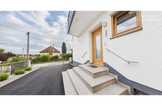 Haus kaufen in 86554 Pöttmes, Charmantes Zweifamilienhaus mit großem Garten und viel Potenzial in Pöttmes