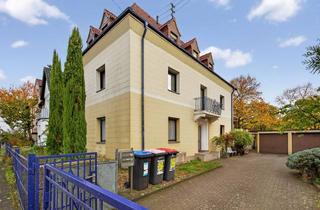Wohnung kaufen in 76187 Karlsruhe, Bezugsfreie 3-Zimmer-Wohnung mit großzügiger Terrasse und Garage