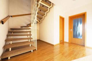 Wohnung kaufen in 66113 Saarbrücken, Maisonette mit Flair – stilvolles Wohnen über den Dächern des Rodenhofs!