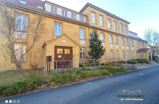 Wohnung kaufen in Am Alten Schulhof 2-3, 06766 Bitterfeld-Wolfen, Ideal zur Eigennutzung - 2-Raumwohnung im modernisierten Altbau | Fahrstuhl