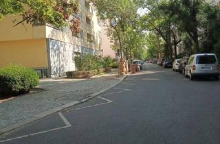 Wohnung kaufen in Altmarkstraße 10, 12157 Steglitz, Von Privat, ohne Provision: Bezugsfreie 1 Zi-Whg, saniert, hell in Steglitz