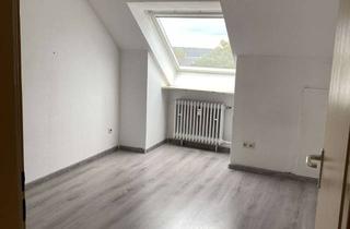 Wohnung kaufen in Tiembacher Straße, 90556 Cadolzburg, 3-Zimmer-Wohnung im DG mit Balkon & Gartenbereich