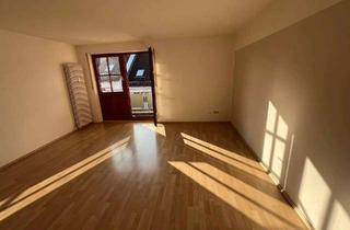 Wohnung kaufen in Holunderweg, 91074 Herzogenaurach, Gepflegte 3-Zimmer Dachgeschosswohnung in Herzogenaurach