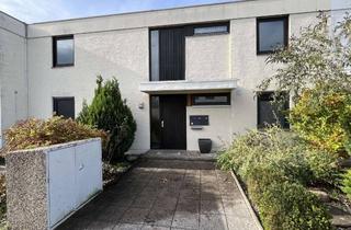 Wohnung kaufen in 89231 Neu-Ulm, Großzügige Wohnung mit Dachterrasse, Hobbyraum und Garage - Raum für Ideen und Leben in Ludwigsfeld