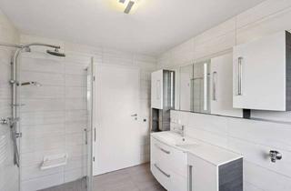 Wohnung kaufen in 86574 Petersdorf, Abschalten, ankommen, genießen – charmante Wohnung mit Gartenanteil und Kamin