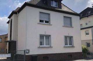 Wohnung mieten in 63073 Bieber, Stilvolle, renovierte 2-Zimmer-DG-Wohnung in Offenbach am Main