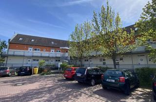 Wohnung mieten in Lärchenstraße 38, 06179 Teutschenthal, Teutschenthal: Tolle 2-Zi.-Wohnung mit Balkon in Eisdorf