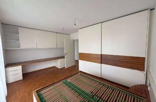 Wohnung mieten in Paul-Ehrlich-Straße, 76133 Weststadt, lichtdurchflutete 3 Zimmer Terrassen-Wohnung im Westen von Karlsruhe