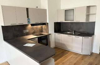 Wohnung mieten in Markt, 06886 Lutherstadt Wittenberg, kernsanierte 3-Zimmer-Wohnung (90 qm) am Rathausplatz von Wittenberg