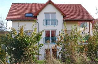 Wohnung mieten in Konrad-Adenauer-Ring 36, 67292 Kirchheimbolanden, Schöne 3 Zi. , Küche, Bad Dachgeschoss-Wohnung 90 qm ab 01.12.25 zu vermieten