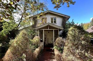 Haus kaufen in 27619 Schiffdorf, Architektenhaus im Dornröschenschlaf
