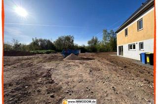 Grundstück zu kaufen in 08060 Zwickau, BAULAND in schöner Wohnlage und mit individuellem HAUS vom Bauträger zu verkaufen!