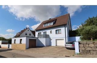 Haus kaufen in 91611 Lehrberg, Wohnen auf dem Land - Großzügiges Zweifamilienhaus mit 2 Garagen und gepflegtem Garten