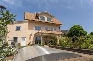 Haus kaufen in 56651 Niederdürenbach, Sonne, Pool, Aussicht – Zuhause mit Urlaubsfeeling pur