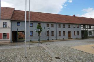Haus kaufen in Marktplatz 15, 16559 Liebenwalde, Vom Eigentümer: Denkmalgeschützter 4-Seitenhof mit üppigem Grundstück und eigenem Bachanteil