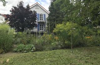 Grundstück zu kaufen in 64390 Erzhausen, Wohnen, erweitern, neu bauen: Einzigartiges Grundstück mit Architektenhaus und Raum für Ihre Ideen