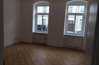 Immobilie mieten in Kreisigstraße 26, 08056 Zwickau, Seniorengerechte 3-R-Wohnung im Hochparterre in guter Lage dem nahe Zentrum