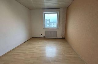 Wohnung kaufen in 86462 Langweid, Katip | Leerstehende 4-ZKB-Wohnung mit Balkon und Entwicklungspotenzial *ab sofort
