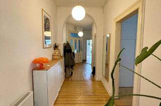 Wohnung kaufen in 33615 Innenstadt, Charmante 3-ZKB-Altbauwohnung mit Balkon im beliebten Bielefelder Westen!