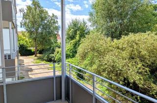 Wohnung kaufen in 38118 Braunschweig, Helle 4 Zimmer, großer Balkon mit Blick ins Grüne, zentrumsnah