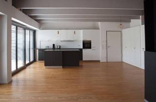 Loft kaufen in 73614 Schorndorf, Echtes Loft in Schorndorf mit 4 Schlafzimmern, großer Terrasse, Garten und Garagen