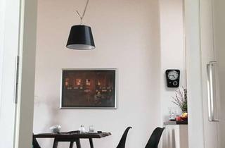 Wohnung kaufen in Jurastraße 47, 85049 Friedrichshofen, Großzügige Dachgeschosswohnung mit ganz besonderem Charme: Hohe Decken, Südbalkon, TG+Wallbox